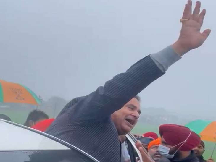Narendra Modi Security Lapse; Punjab Deputy CM OP Soni Car Stopped By BJP In Firozpur