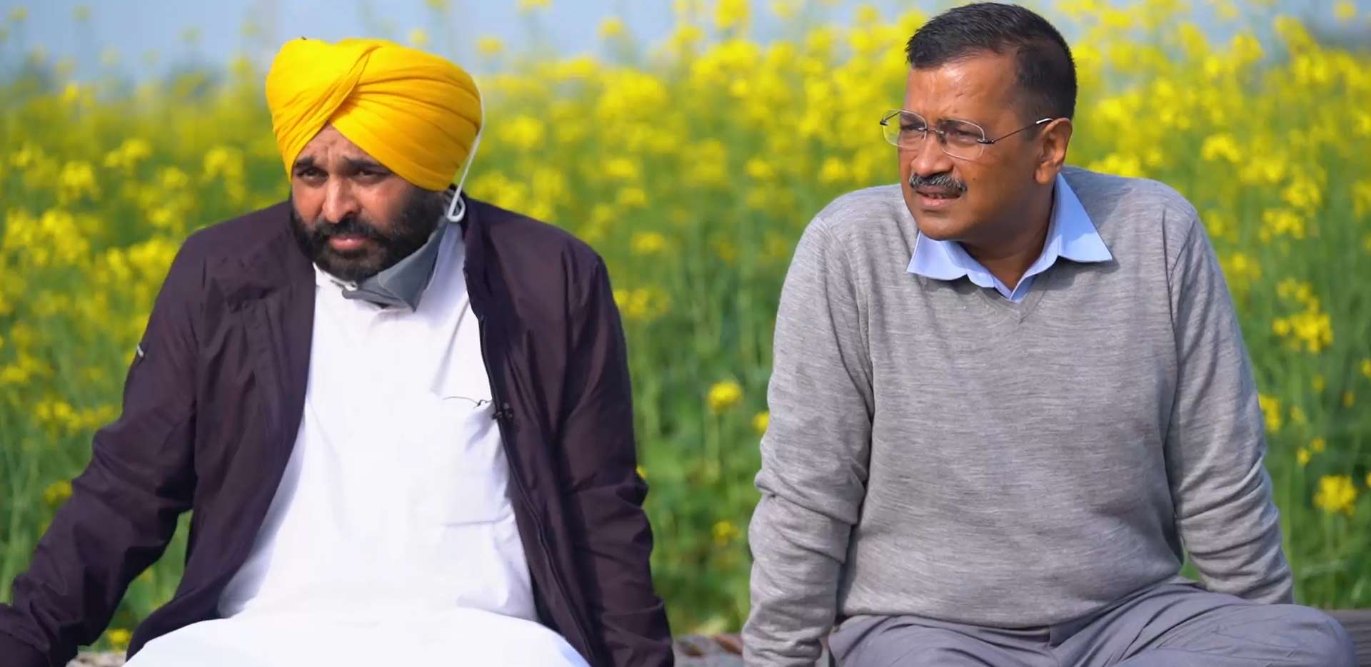 ArvindKejriwal along with BhagwantMann meets farmers of Punjab CM Channi’s constituency: