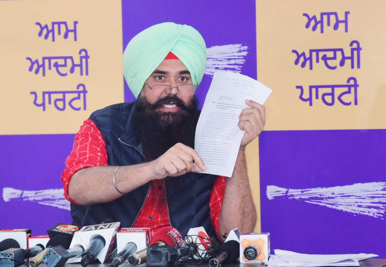 Bikram Majithia has become "Bikram Main Jhoothiya"