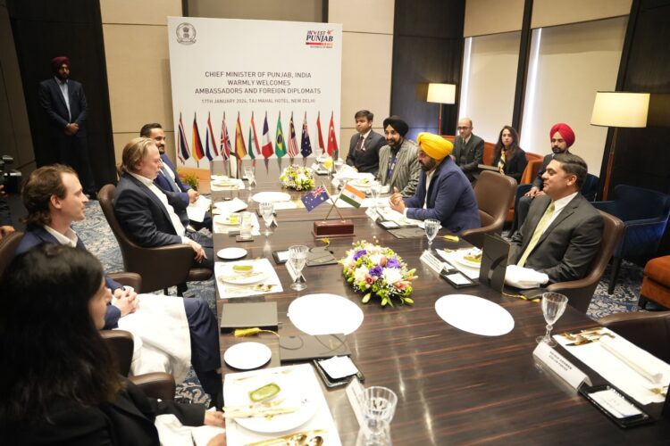 दिल्ली पहुंचे CM Mann, इस मुद्दे पर कर रहे चर्चा