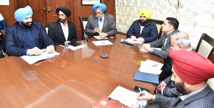 बिजली मंत्री