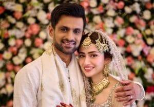 Sania Mirza से तलाक लिए बिना Shoaib Malik ने Sana Javed से किया तीसरा निकाह