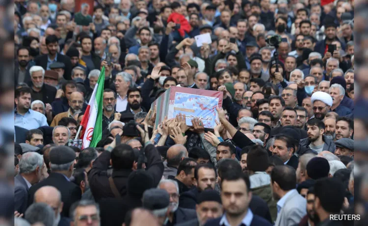 ईरान में दोहरे बम विस्फोट के मामले में 35 गिरफ्तार 1 ईरान में दोहरे बम विस्फोट के मामले में 35 गिरफ्तार