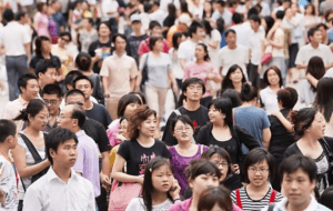 चीन की जनसंख्या 2023 के अंत तक घटकर 1.409 अरब रह गयी