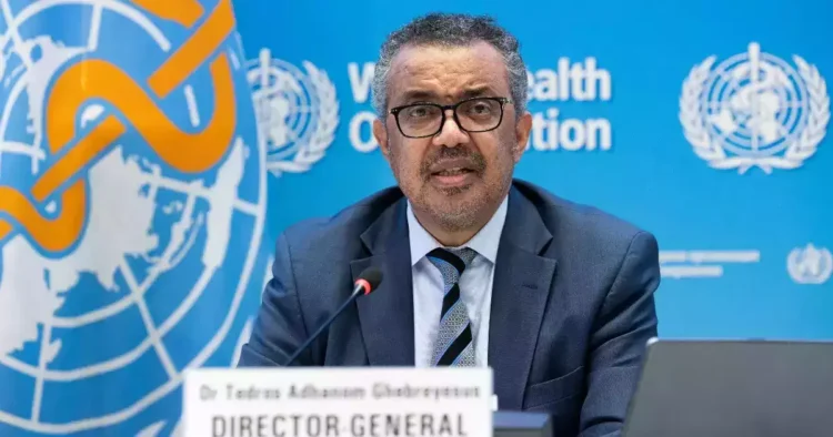 जिनेवा, 11 जनवरी (आईएएनएस) । डब्ल्यूएचओ के प्रमुख टेड्रोस एडनोम घेबियस ने कहा कि छुट्टियों की सभाओं और विश्व स्तर पर प्रभावी जेएन.1 वेरिएंट ने दिसंबर में दुनिया भर में कोविड-19 के प्रसार को बढ़ावा दिया। घेब्रेयसस ने बुधवार को जिनेवा में एक वर्चुअल प्रेस ब्रीफिंग में बताया कि दिसंबर में डब्ल्यूएचओ को कोविड-19 से लगभग 10,000 मौतों की सूचना दी गई, जबकि अस्पताल में भर्ती होने वालों की संख्या में 42 प्रतिशत की वृद्धि हुई और पिछले महीने की तुलना में आईसीयू में भर्ती होने वालों की संख्या में 62 प्रतिशत की वृद्धि हुई। समाचार एजेंसी श‍िन्हुआ की रिपोर्ट के अनुसार, स्वास्थ्य एजेंसी के महानिदेशक ने कहा कि रुझान 50 से भी कम देशों द्वारा साझा किए गए डेटा से प्राप्त हुए हैं, इनमें से ज्यादातर यूरोप और अमेरिका में हैं, उनका मानना है कि अन्य देशों में वृद्धि दर्ज नहीं की जा रही है। उन्होंने चेतावनी देते हुए कहा कि हालांकि कोविड-19 अब वैश्विक स्वास्थ्य आपातकाल नहीं है, फिर भी वायरस फैल रहा है, बदल रहा है और लोगों की जान ले रहा है। डब्ल्यूएचओ की कोविड-19 की तकनीकी प्रमुख मारिया वान केरखोव ने दुनिया भर में श्वसन संबंधी बीमारियों में वृद्धि के लिए कोरोना वायरस, फ्लू, राइनोवायरस और निमोनिया को जिम्मेदार ठहराया। उन्होंने कहा, "हम उम्मीद करते हैं कि उत्तरी गोलार्ध में सर्दियों के महीनों के दौरान ये रुझान जनवरी तक जारी रहेंगे।"