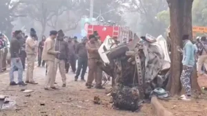 भीषण सड़क हादसा