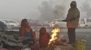 दिल्ली में न्यूनतम तापमान 4.8 डिग्री, एक्यूआई 'बेहद खराब' श्रेणी में