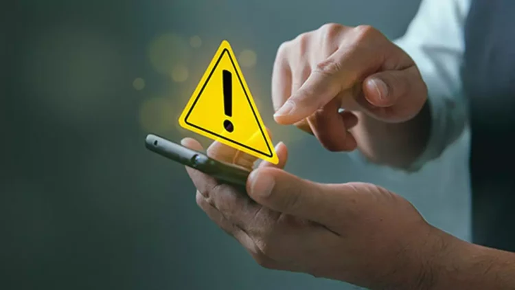 दूरसंचार विभाग ने *401# कोड वाले नंबर डायल करने के खिलाफ रेड अलर्ट जारी किया 1 दूरसंचार विभाग ने *401# कोड वाले नंबर डायल करने के खिलाफ रेड अलर्ट जारी किया