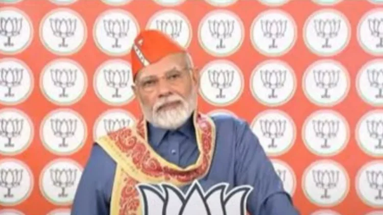 नए मतदाताओं से पीएम मोदी ने कहा, आपका एक वोट स्थिर सरकार बनाकर दुनिया में भारत की साख बढ़ाएगा