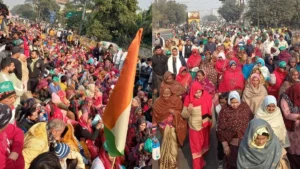 नोएडा में किसानों ने दिनभर किया हंगामा,