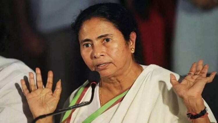 पश्चिम बंगाल में अकेले चुनाव लड़ेंगी Mamata Banerjee