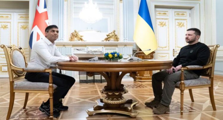 यूक्रेन, ब्रिटेन ने सुरक्षा समझौते पर हस्ताक्षर किये 1 यूक्रेन, ब्रिटेन ने सुरक्षा समझौते पर हस्ताक्षर किये