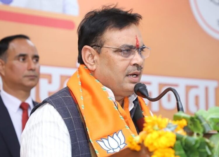 राजस्थान के सीएम को जेल से कैदी ने दी धमकी, तीन जेल अधिकारी निलंबित