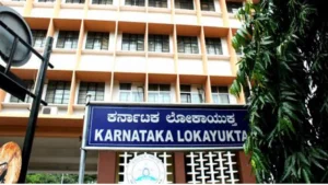 लोकायुक्त पुलिस ने पूरे राज्य में कर्नाटक के बाबुओं पर मारे छापे