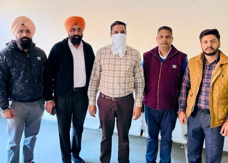 6 लाख रुपए की रिश्वत लेने वाला ए.एस.आई विजीलैंस ब्यूरो ने किया गिरफ्तार