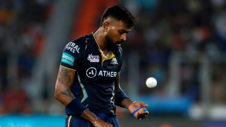 Hardik Pandya के खिलाफ हूटिंग देखना चाहते हैं आकाश चोपड़ा