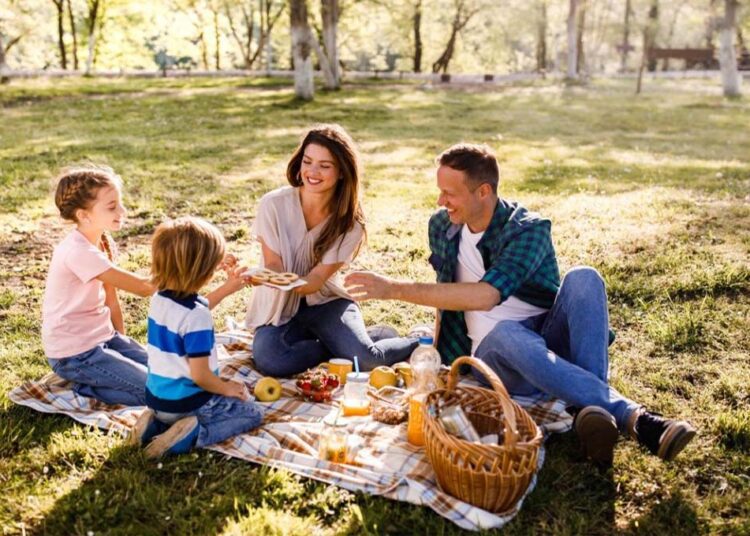 Family vications: फैमिली के साथ quality time spend करने के लिए यह जगहें है बेस्ट, देखें लिस्ट