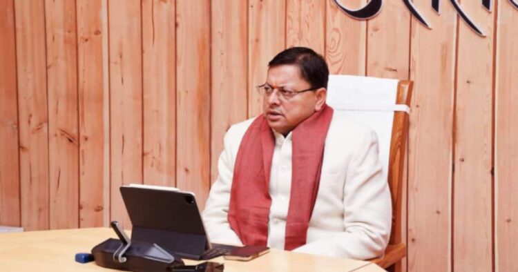 Haldwani Violence: हिंसा के बीच हल्द्वानी पहुंचे उत्तराखंड के मुख्यमंत्री पुष्कर सिंह धामी 1 Haldwani Violence: हिंसा के बीच हल्द्वानी पहुंचे उत्तराखंड के मुख्यमंत्री पुष्कर सिंह धामी