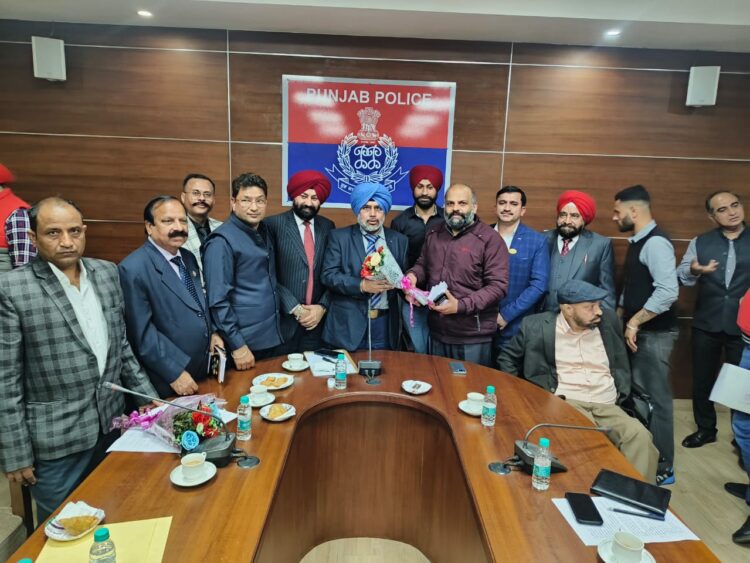 पंजाब पुलिस ने लोगों तक सुविधाजनक पहुँच बढ़ाने के लिए नयी ट्रैफ़िक सलाहकार कमेटी का किया गठन 1 पंजाब पुलिस ने लोगों तक सुविधाजनक पहुँच बढ़ाने के लिए नयी ट्रैफ़िक सलाहकार कमेटी का किया गठन