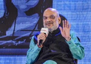 अनुच्छेद 370 को हटाने के कारण लोग भाजपा को 370 सीट पर जीत दिलाएंगे: अमित शाह - Dainik Savera Times