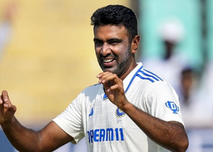 इस दिग्गज ने बताया अब अश्विन तीसरे टेस्ट में वापसी कर पाऐंगे या नहीं