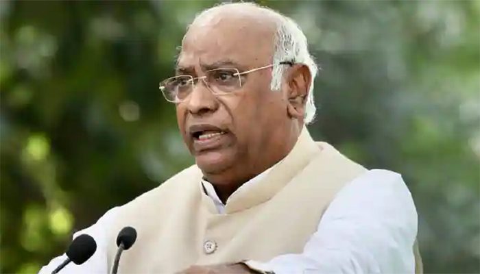 केंद्र का गैर-भाजपा शासित राज्यों के साथ है भेदभावपूर्ण व्यवहार : Mallikarjun Kharge 1 केंद्र का गैर-भाजपा शासित राज्यों के साथ है भेदभावपूर्ण व्यवहार : Mallikarjun Kharge