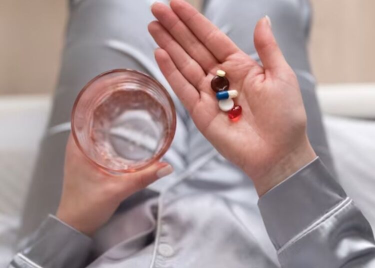 क्या सुबह उठते ही आप भी खाते हैं गैस की गोली? हो सकते हैं ये नुकसान