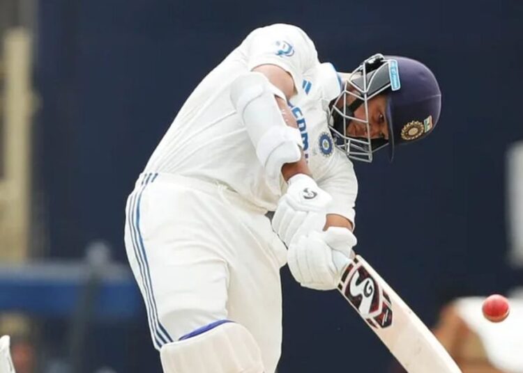 IND vs ENG : दूसरे दीन का खेल समाप्त, इंग्लैंड के युवा स्पिनर ने दिखाया कमाल