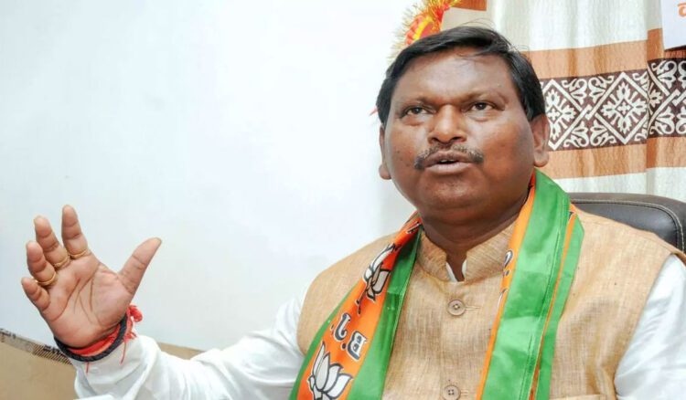 प्रधानमंत्री फसल बीमा योजना के अंतर्गत किसानों को होगी काफी सुविधा : Arjun Munda 1 प्रधानमंत्री फसल बीमा योजना के अंतर्गत किसानों को होगी काफी सुविधा : Arjun Munda