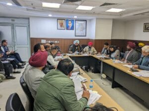 बलकार सिंह ने विधायकों की हाज़िरी में विभिन्न प्रोजेक्टों सम्बन्धी की जायज़ा मीटिंग