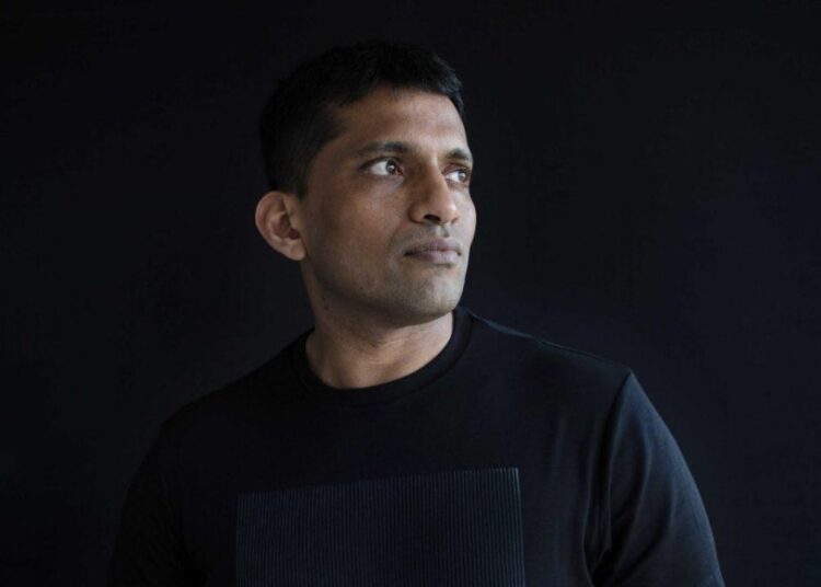 बायजूस पर ED का शिकंजा, संस्थापक Ravindran के खिलाफ लुकआउट सर्कुलर जारी