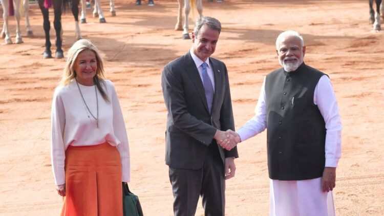 भारत आना सौभाग्य की बात... PM मोदी से मिलकर बोले ग्रीक के प्रधानमंत्री किरियाकोस मित्सोताकिस 1 भारत आना सौभाग्य की बात... PM मोदी से मिलकर बोले ग्रीक के प्रधानमंत्री