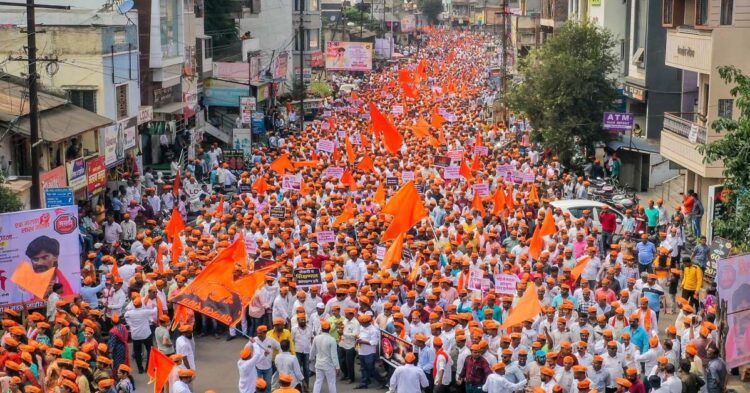 Maratha Reservation: महाराष्ट्र में तनाव 3 जिलों में इंटरनेट सेवाएं बंद
