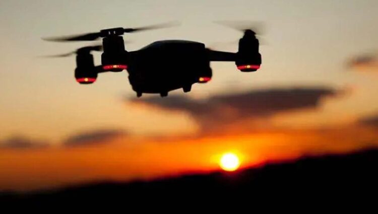 साउथ सिटी के एक मकान पर 30 किलो वज़न के साथ क्रैश हुआ ड्रोन, मचा हड़कंप