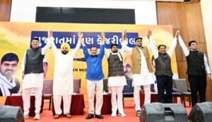 गुजरात में लोकसभा चुनाव के लिए ‘‘आप’’ का कैंपेन ‘‘गुजरात में भी केजरीवाल’’ लांच