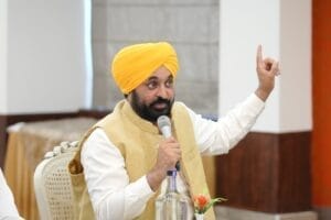 भगवंत मान ने बठिंडा में आप विधायकों और पदाधिकारियों के साथ की मीटिंग