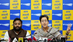 भाजपा पहले निकम्मे लोगों को टिकट देती है, पांच साल वो काम नहीं करते हैं,