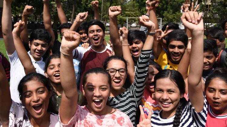 BSEB Bihar Board 12th Results 2024: यहां रोल नंबर डालकर देखें बिहार बोर्ड के 12वीं का रिजल्ट