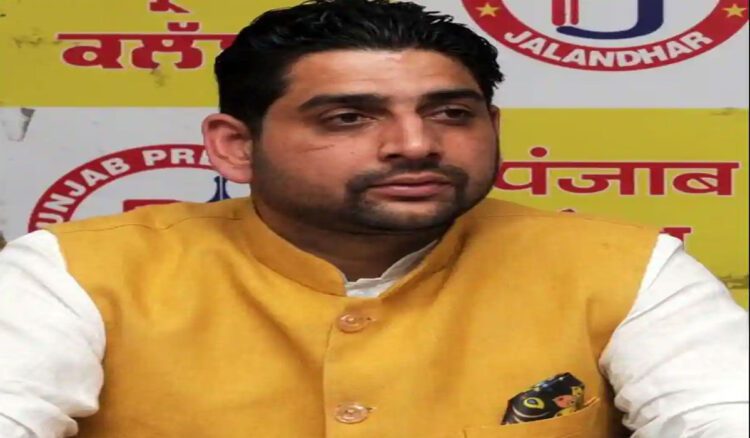 Big Breaking : Jalandhar से MLA Sheetal Angural ने छोड़ी आम आदमी पार्टी 1 Big Breaking : Jalandhar से MLA Sheetal Angural ने छोड़ी आम आदमी पार्टी