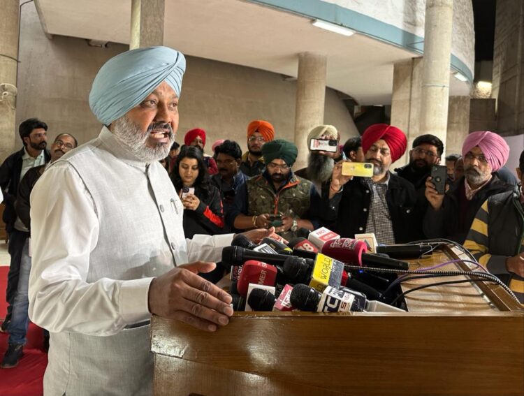 राज्यपाल का भाषण रोकने का यत्न करके कांग्रेस ने पवित्र सदन का अपमान किया : हरपाल सिंह चीमा