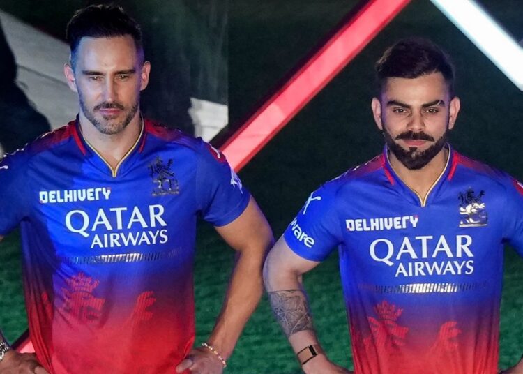 धोनी के कप्तानी छोड़ने का RCB को होगा फायदा? इतिहास दोहराने का है मौका