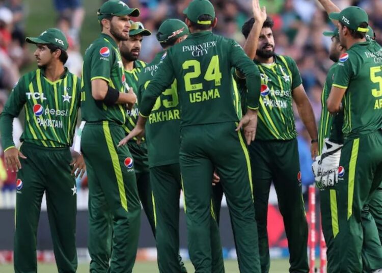 IPL के कारण इस दिग्गज ने किया पाकिस्तान टीम का कोच बनने से इनकार