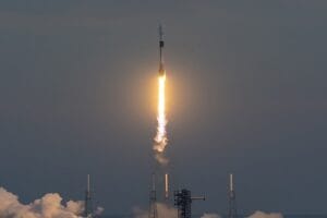 SpaceX ने 6 घंटे के अंदर 46 स्टारलिंक उपग्रहों को किया प्रक्षेपित, देखें मिशन का VIDEO