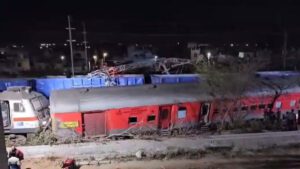 Train Accident in Ajmer: साबरमती-आगरा सुपरफास्ट एक्सप्रेस के लोको पायलट ने पार किया था लाल सिग्नल