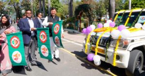 Pushkar-Singh-Dhami-flagged-off-mobile-vans-for-safety-of-women