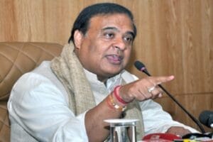 काम में कोताही बरतने वाले अधिकारियों पर गिरेगी गाज, सीएम का सख्त संदेश