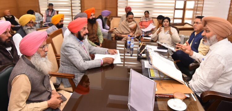 कैबिनेट सब-कमेटी द्वारा विभिन्न कर्मचारी संगठनों के साथ बैठकें