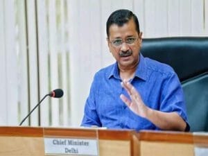 कोर्ट ने केजरीवाल से पूछा आप पेश क्यों नहीं हो रहे, जब ED के समन पर चलीं दलीलें - delhi hc seeks ed response on plea moved by kejriwal challenging summons