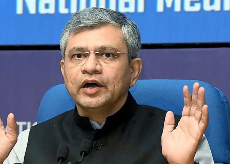 गूगल प्ले स्टोर से ऐप हटाने पर भारत सरकार ने जताया ऐतराज़