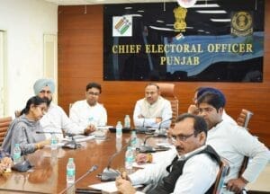 चुनाव प्रक्रिया संबंधी करवाया अवगत